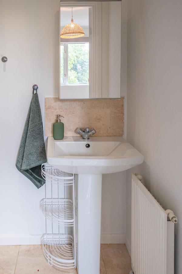 Forest Work & Relax Accommodation Overstone Bagian luar foto
