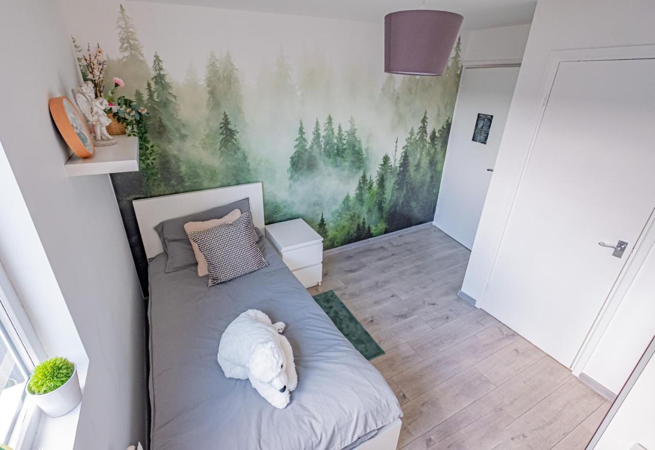 Forest Work & Relax Accommodation Overstone Bagian luar foto